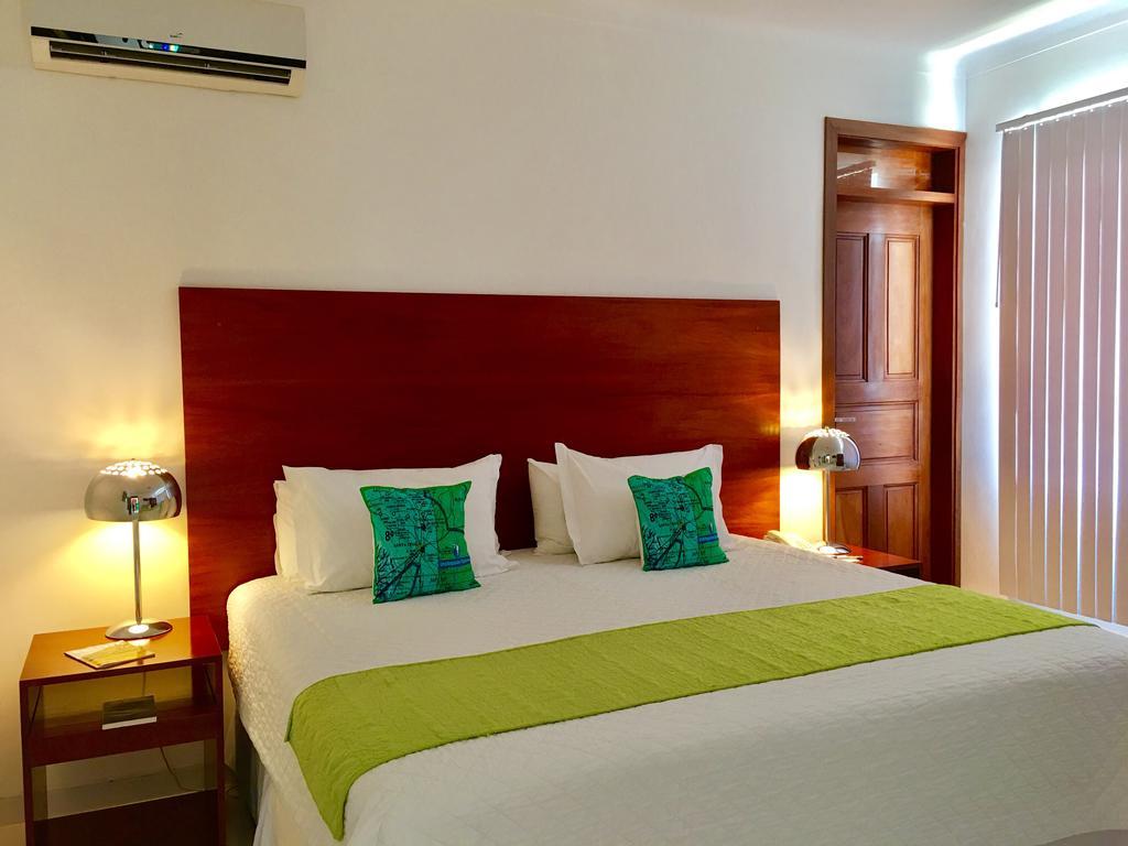 Aviador Hotel Boutique Santa Cruz de La Sierra Buitenkant foto